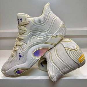 Jordan Tatum 3 Offseason GS Size 6.5Y/8W No Box 🌴📸 Iridescent Vibes